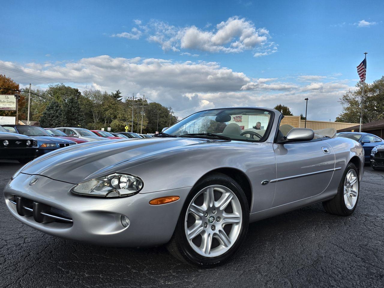 jaguar xk series 2000 SAJJA42C2YNA04215 image
